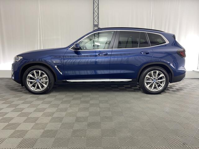 BMW X3 xDrive30e High Executive Automaat | Pano-Dak | Elek. Trekhaak | Apple Carplay | Navi |