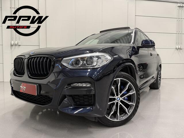 BMW X3 xDrive30e M-Sport PANO/20"/SFEER/CARPLAY/CAMERA/LIVE-COCKPIT/EL.A.KLEP/SHADOW-LINE/DONKERE-HEMEL/CARBONSCHWARZ/VOLLEDIG BMW DEALER HISTORIE