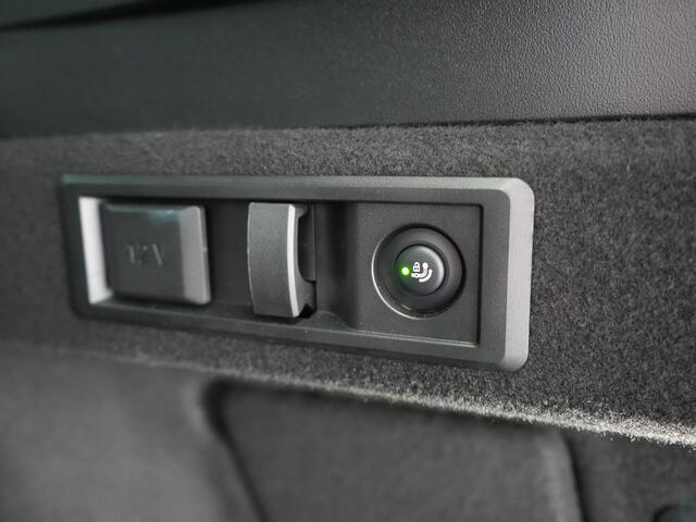 BMW X3 30e xDrive M Sport PRO Plug In Hybrid 299pk PHEV | Panodak | Trekhaak af Fabriek | Adaptive Cruise | 21"L.M | 360 Camera | Head Up | Harman Kardon | Lederen Sportstoelen Memory | Widescreen |