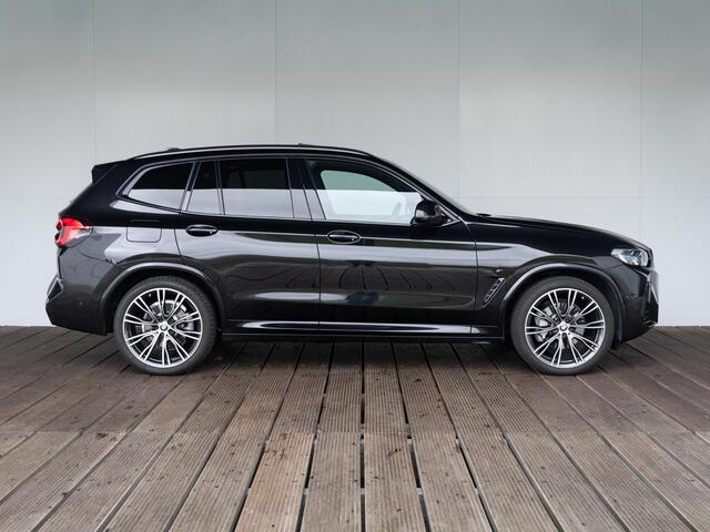 BMW X3 xDrive30e | M Sportpakket | M Sport Stoelen | Head-Up Display | Panoramadak | Stuurwielrand verwarmd | Comfort Access | Achteruitrijcamera | 21''