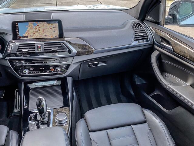 BMW X3 xDrive20i High Executive M-Sport | PANO | TREKHAAK | HARMAN KARDON | STOELVERWARMING | LED |