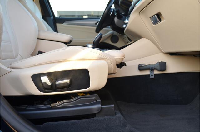 BMW X3 xDrive30e M Pak. 360 Camera | Stoelverw. v+a | Harman Kardon | Head Up | Memory Stoelen |