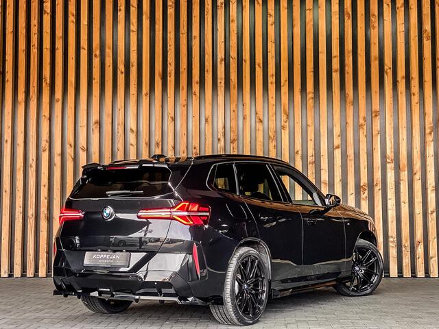 BMW X3 30e xDrive 299PK M-Sport | PANO | KEYLESS | SFEERVERLICHTING | RIJASSISTENT PLUS | HARMAN KARDON |