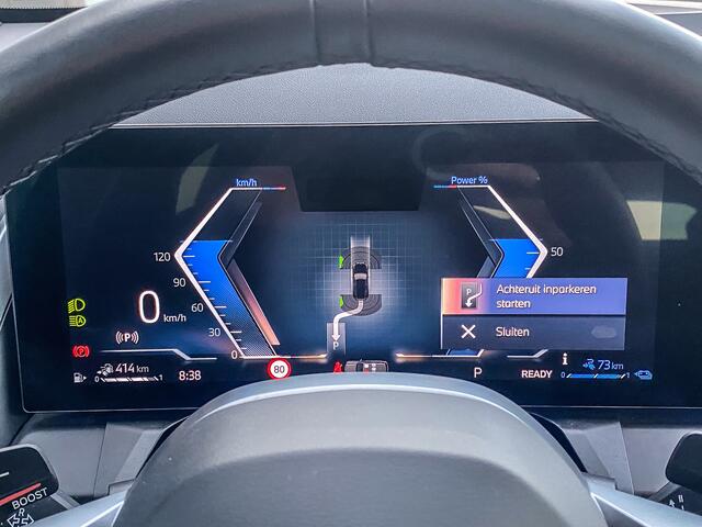 BMW X3 30e xDrive 299PK M-Sport | PANO | KEYLESS | SFEERVERLICHTING | RIJASSISTENT PLUS | HARMAN KARDON |