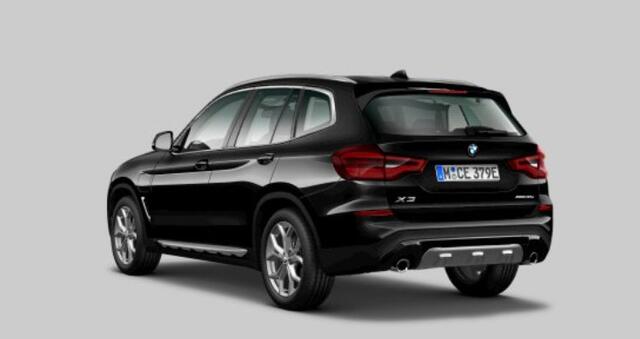 BMW X3 xDrive30e xLine - Panoramadak - Sportstoelen - Elektrisch verwarmde voorstoelen - HiFi - PDC voor/achter - Ambiance verlichting - Automatisch dimmende binnenspiegel -