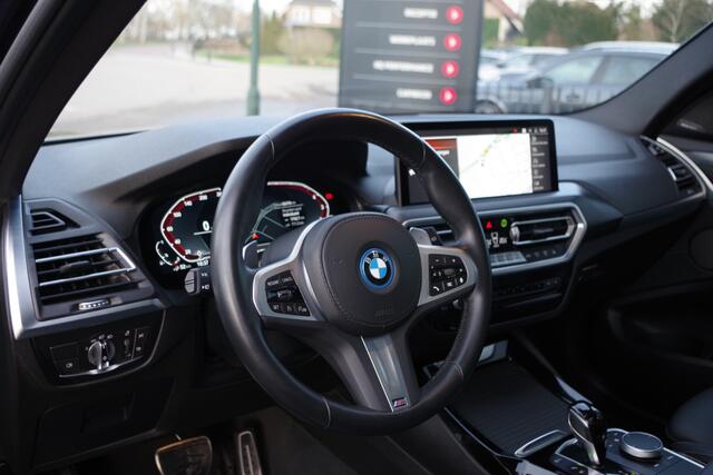 BMW X3 xDrive30e 293 PK High Executive M-Sport, Panoramadak, H/K Sound, Memory