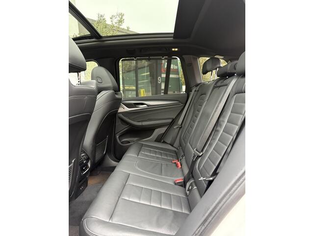 BMW X3 BMW X3 xDrive30e High Exec M-sport | Panodak | Trekhaak