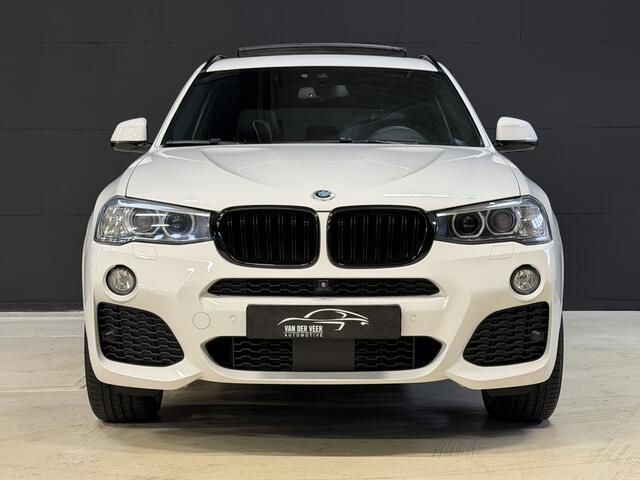 BMW X3 xDrive20i M-Sport Centennial High Executive | Panoramadak | Head-Up | Lederen sportstoelen | 20'' LMV