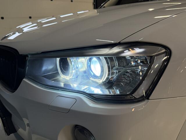 BMW X3 xDrive20i M-Sport Centennial High Executive | Panoramadak | Head-Up | Lederen sportstoelen | 20'' LMV