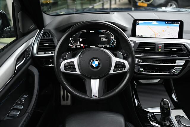 BMW X3 xDrive30e High Executive M Sport Automaat / Panoramadak / Sportstoelen / Achteruitrijcamera / Comfort Access / Adaptieve LED / Head-Up / Harman Kardon / Stoelverwarming
