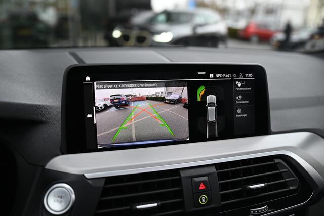 BMW X3 xDrive30e High Executive M Sport Automaat / Panoramadak / Sportstoelen / Achteruitrijcamera / Comfort Access / Adaptieve LED / Head-Up / Harman Kardon / Stoelverwarming