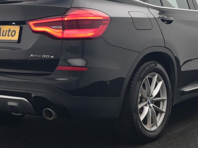 BMW X3 xDrive30e Luxury Line Plug In Hybrid 293pk Dealer O.H. PHEV | Trekhaak Af Fabriek | Camera | Adaptief Onderstel | Lederen Sportstoelen Memory & Verwarmd | Hifi Sound | Sfeerverlichting | Blis | Apple Carplay | Keyless | Navigatie | DAB |