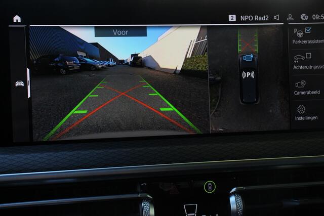 BMW X3 xDrive30e M Sport High Executive | Leder | Schuif/kantel dak | Navigatie | Climate Control | Camera | Electrisch bedienbare achterklep | Active Cruise Control | 19" Lichtmetalen velgen