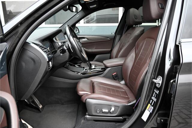 BMW X3 xDrive30e M-SPORT / PANO / HARMAN KARDON / LEDER / MEMORY / HUD / PARFUM / TREKHAAK / DEALERONDERHOUDEN