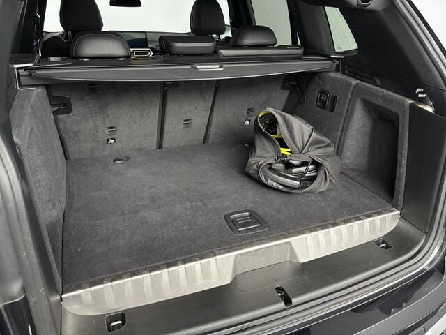 BMW X3 xDrive30e | Panoramadak | Trekhaak | Sportstoelen | Plug-in Hybrid