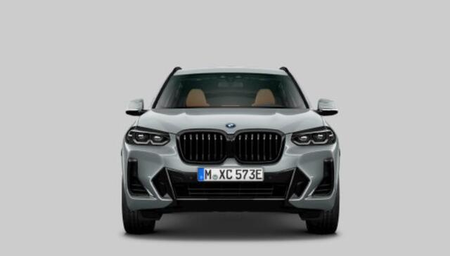 BMW X3 xDrive30e M Sport - Elektrisch verwarmde voorstoelen - Getinte Ruiten - Comfort Access - Parking Assistant - HiFi System - Ambiance verlichting -