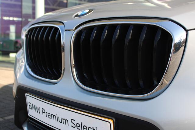BMW X3 xDrive20i High Executive Automaat / Trekhaak / Adaptieve LED / Achteruitrijcamera / Live Cockpit Professional / Stoelverwarming