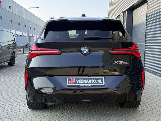 BMW X3 30e xDrive M-Sport 21inch/Trek/Pano/Leder/H&K