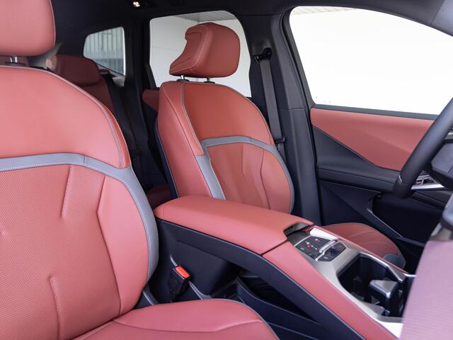 BMW X3 iX3 50 xDrive | M Sportpakket | Innovation Pack | Panoramadak | Head-Up Display | Harman-Kardon | Trekhaak