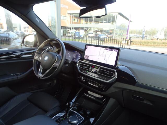 BMW X3 xDrive30e High Exe Elek-Trekhaak LED HiFi Live Cockpit Pro. Driving Ass. Sportstoelen HiFi 19'' LM Velgen