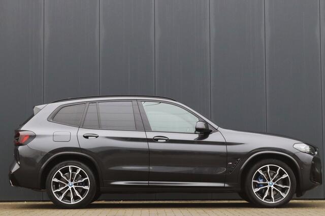 BMW X3 xDrive30e M Sport Pano M Stoelen Harman-Kardon