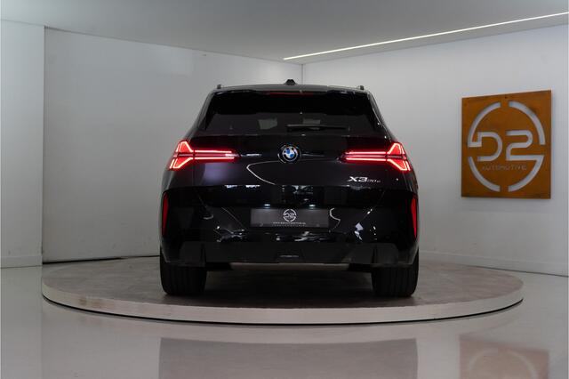 BMW X3 30e xDrive M-Sport Pro 300PK | Pano | Harman/Kardon | Sfeer | Drive Pro | Fabrieksgarantie