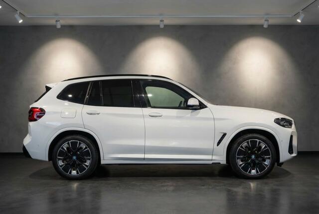 BMW X3 iX3 High Executive M Sport l Pano l Leder l HUD l Harman l Drive Ass