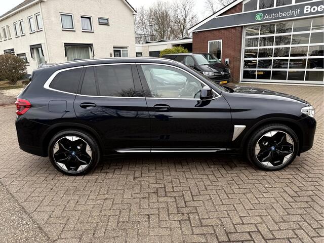 BMW X3 iX3 High Executive 80 kWh Panoramadak, 360 Camera, Trekhaak, Harman/Kardon