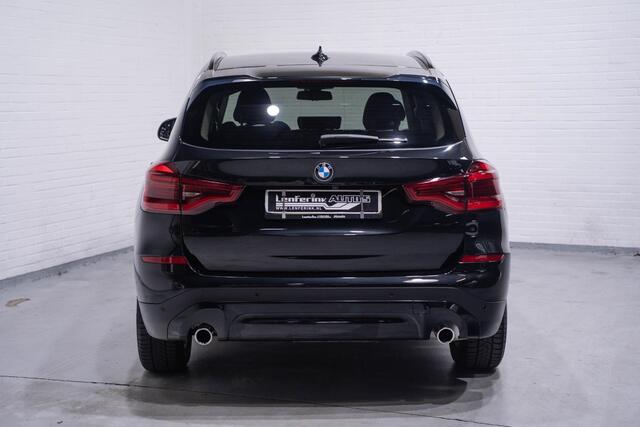 BMW X3 sDrive18d High Executive Camera 360 Sportstoelen Leder 2e Eigenaar NAP navigatie bleutooth telefonie private-glas PDC v+a electr. achterklep led-verlichting 18"lmv ACC DAB groot licht assist stoelverwarming electrisch bedienbare voorstoelen