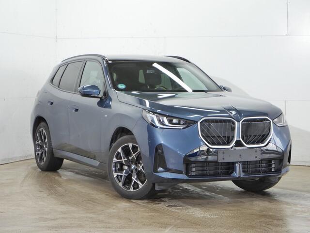 BMW X3 30e xDrive M-Sport | Panorama | Trekhaak | Driving Assistant Professional | Harman Kardon surround sound system