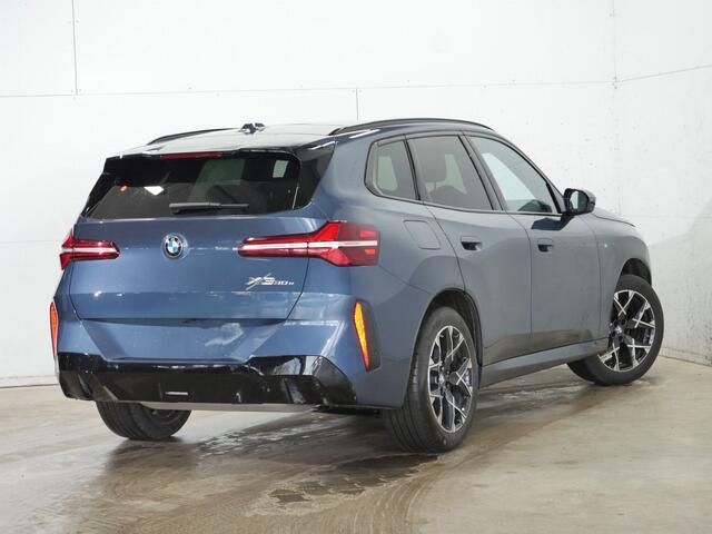 BMW X3 30e xDrive M-Sport | Panorama | Trekhaak | Driving Assistant Professional | Harman Kardon surround sound system