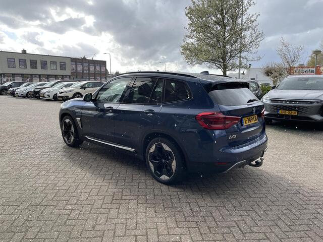 BMW X3 iX3 High Executive 80 kWh | Panoramadak | Trekhaak | Shadow Line Pack | SOH 94.9% |