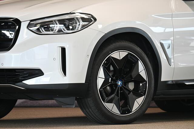 BMW X3 iX3 High Executive 80 kWh 1e eig / dealer onderhouden /