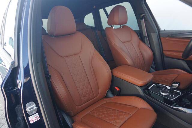 BMW X3 M40i xDrive High Executive M Sport Plus Pack 21'' / M Adaptief onderstel / Interieurvoorverwarming / Panoramadak / Trekhaak