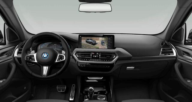 BMW X3 xDrive30e High Executive M Sport - Trekhaak - Active Cruise Control - Head up - Comfort Access - Geluiddempende/getinte ruiten - Elektrisch verstelbare/verwarmde stoelen - Parking Assistant Plus -