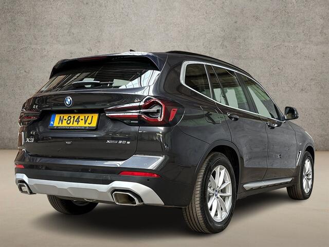 BMW X3 xDrive30e Sport 293Pk Automaat (APPLE CARPLAY, GROOT NAVI, MEMORY SEATS, LASER KOPLAMPEN, BRUIN LEDER, STOELVERWARMING, SFEERVERLICHTING, ZWART HEMEL, ELEK ACHTERKLEP, NIEUWSTAAT)