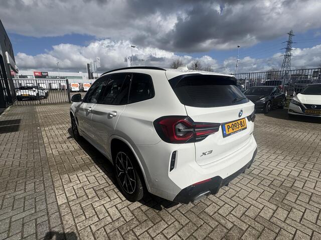 BMW X3 xDrive30e M-sport Panorama Dak | Laser Light | Leer | Head-up | Camera