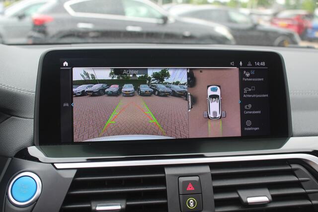 BMW X3 iX3 Executive 80 kWh / Panoramadak / Camera / Head-up / 20'' / Leder / Harman Kardon / Navigatie / Memory seats / Dodehoek / DAB / Stoelverwarming / Cruise Control Adaptief