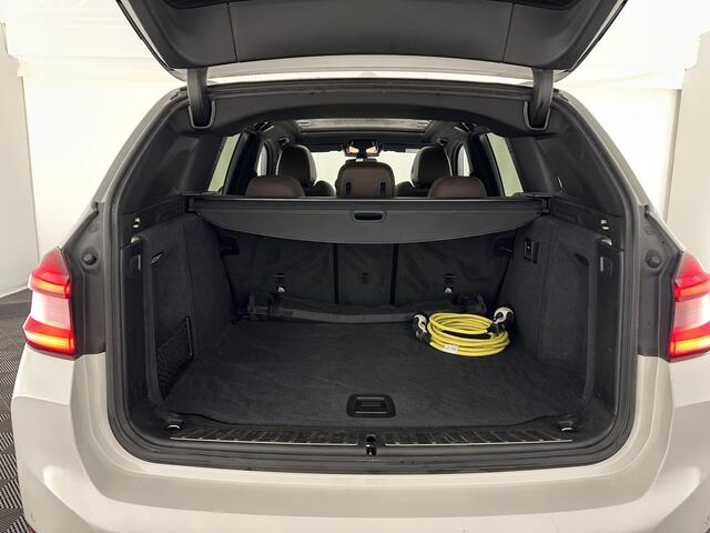 BMW X3 iX3 High Executive 80 kWh [ 3-Fase ] (INCL-BTW) Aut. *PANO | LEATHER | HARMAN/KARDON | FULL-LED | BLINDSPOT | MEMORY-PACK | DIGI-COCKPIT | HEATED-SPORTSEATS | KEYLESS | TOPVIEW | DAB+ | NAVI-FULLMAP | HEAD-UP | PRIVACY-GLASS | 2