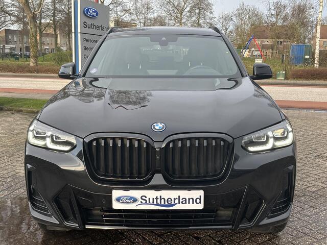 BMW X3 xDrive30e M Sport | Plug-in Hybride | incl. BMW Service Inclusive (5 jaar/100.000 km) | M pakket | Harman Kardon | Sportstoelen | Elektrische stoelen met geheugenfunctie | 360 graden camera | Stoelverwarming | Keyless | Elektrische achterklep | Adaptive L