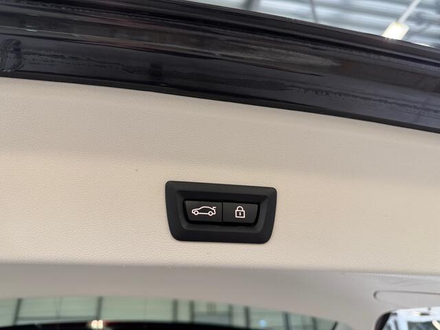 BMW X3 xDrive30e High Executive I Laser I Trekhaak I Leder I 360 I Elek. Stoelen