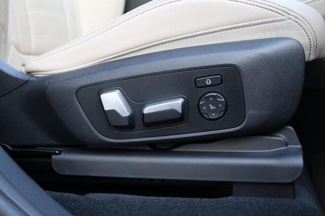 BMW X3 M40d xDrive High Executive M-Sportpakket | Standkachel | Elektrische trekhaak | Head Up | Pano | DAB | Navi | Stuurwielverarming | Stoelverwarming voor en achter | Harman Kardon | Grootlichtassistent | Mermorystoelen | Etc.