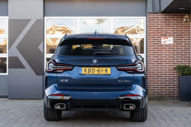 BMW X3 xDrive30e High Executive M Sport | Panorama | Head-Up | Laser | Comfort Access | Trekhaak | 20' Inch |