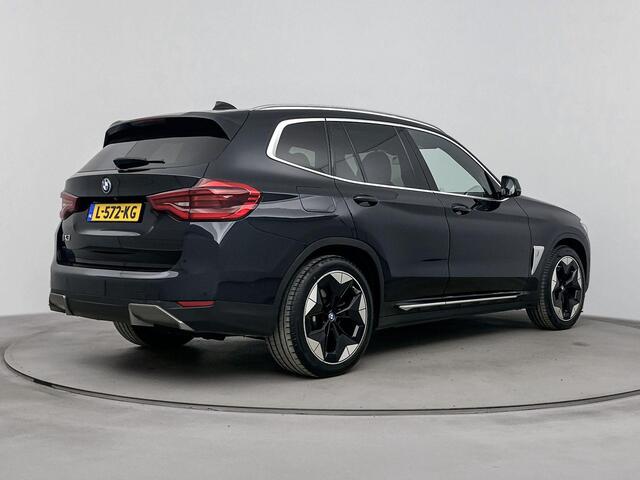 BMW X3 iX3 High Executive 80 kWh 286PK | Schuif-/Kanteldak | 360 Camera | Harman Kardon Audio | Adaptieve Cruise Control | Cognac Leder Interieur | Navigatie | Apple CarPlay & Android Auto