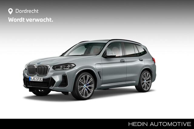 BMW X3 xDrive30e M-Sport | 21" | Panorama | Trekhaak | Harman Kardon