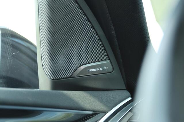 BMW X3 iX3 HIGH EXECUTIVE 80KWH SHADOWLINE SOH 99,7% | PANO | HUD | TREKHAAK | LEDER | HARMAN/KARDON | 360 CAMERA | MEMORY | CARPLAY