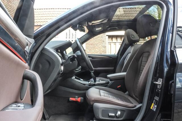 BMW X3 iX3 80 kWh | SOH 99% | Panoramadak | Trekhaak | Leder | Camera