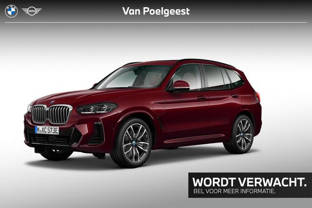 BMW X3 xDrive30e Business Edition Plus | M-Sport | Head-Up Display | Harman/Kardon | Stoelverwarming | Panoramadak | Stuurwielverwarming | Comfort Access