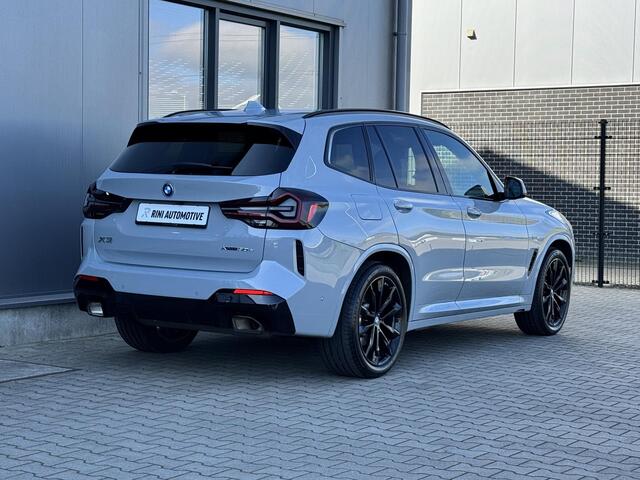 BMW X3 xDrive30e M sport 292 PK | Elek stoelen | Carbon | Laser | Keyless | Brooklyn grau metallic