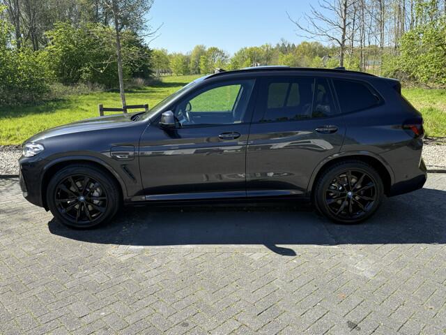 BMW X3 xDrive30e High Exectuvie 292 PK | M - Sport | Panoramadak | HIFI | Live Cockpit Pro | Sfeerverlichting